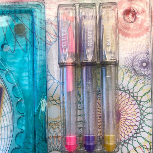 The Spiral Draw Book (Klutz) Spiral-bound - Spirograph Fun (NEW) - Picture 5 of 10